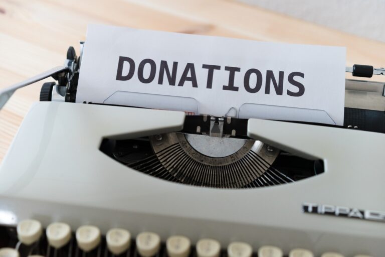 5 Year-End Charitable Giving Strategies for Tax-Conscious Tech Professionals